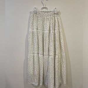 Black and white polka dot flowy skirt